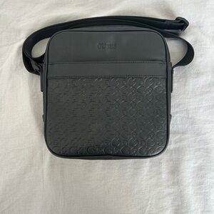 Guess side bag